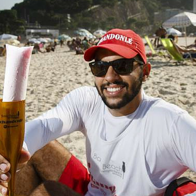 Ruan Nemeczyk, criador do Champlé e da Baby Beach Champanheria
